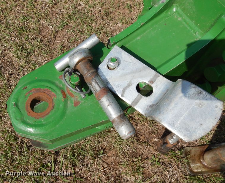 image for item JR9571 2014 John Deere 569  round baler