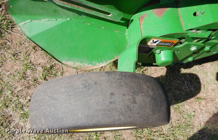image for item JR9571 2014 John Deere 569  round baler