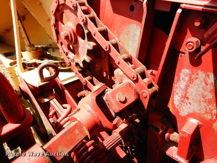 image for item JR9586 New Holland 718  forage harvester