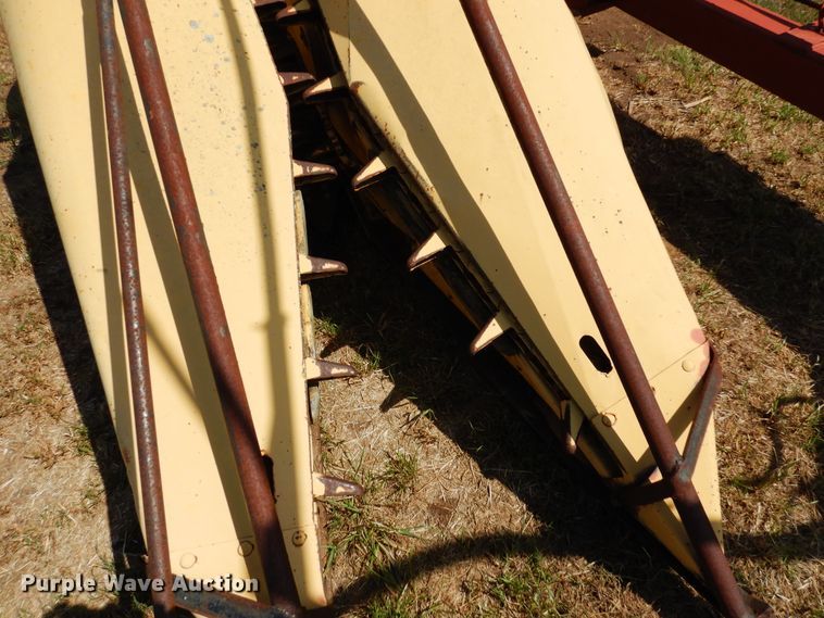 image for item JR9586 New Holland 718  forage harvester