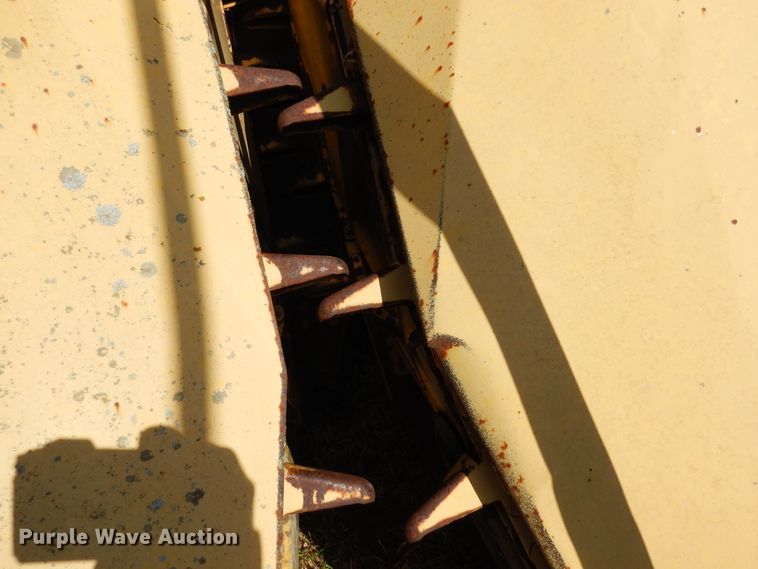 image for item JR9586 New Holland 718  forage harvester