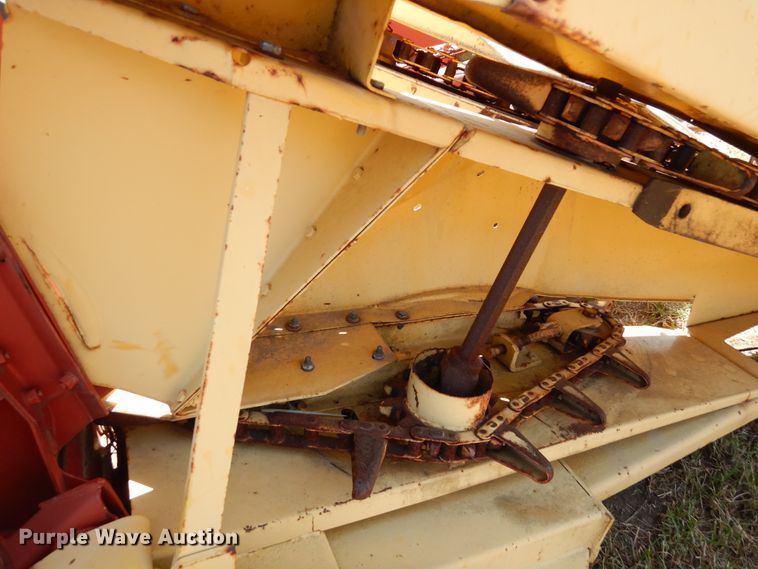 image for item JR9586 New Holland 718  forage harvester