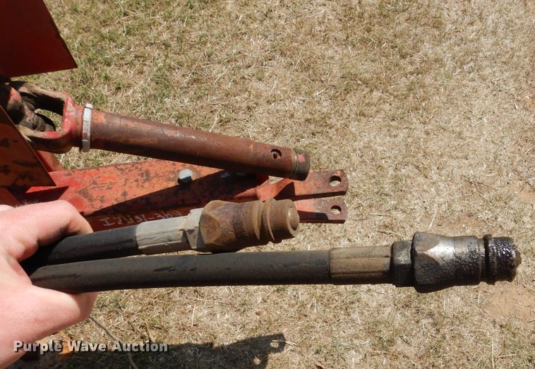 image for item JR9587 1980 New Holland 718  forage harvester