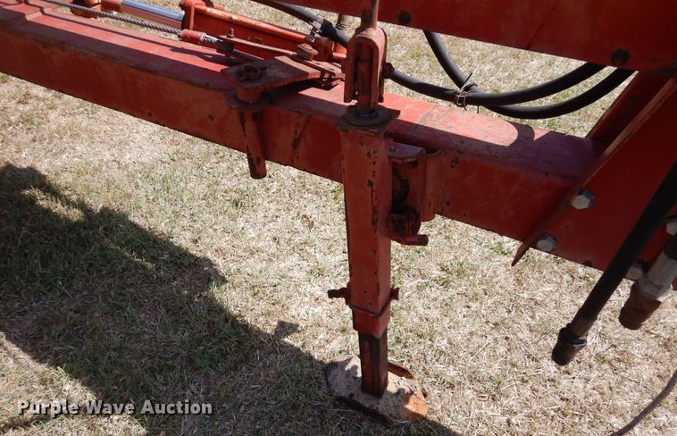 image for item JR9587 1980 New Holland 718  forage harvester