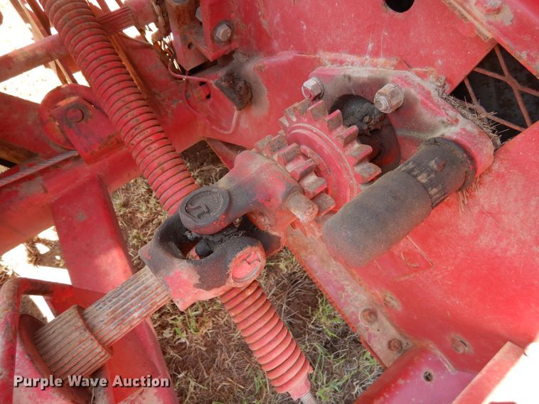 image for item JR9587 1980 New Holland 718  forage harvester