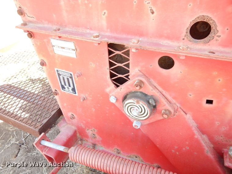 image for item JR9587 1980 New Holland 718  forage harvester