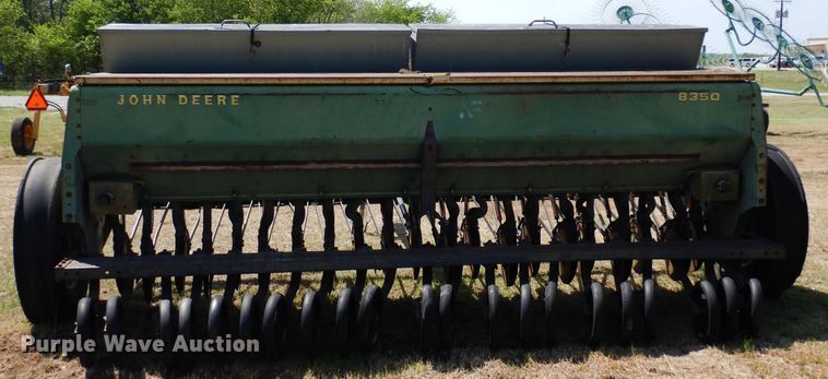 image for item JR9588 John Deere 8350  grain drill