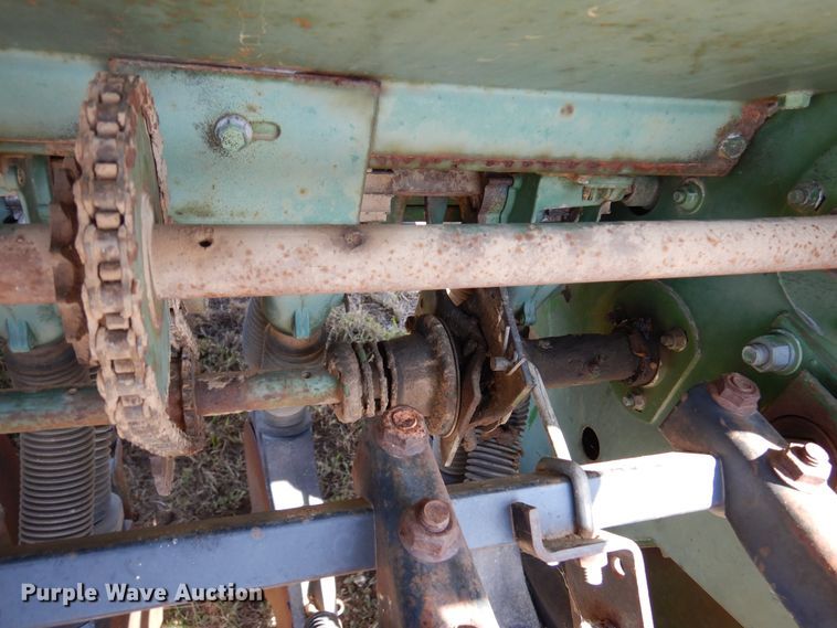 image for item JR9588 John Deere 8350  grain drill