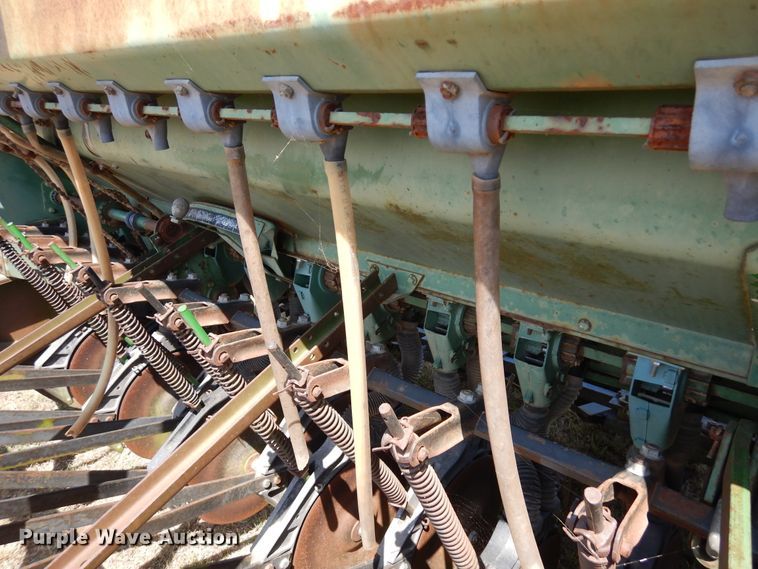 image for item JR9588 John Deere 8350  grain drill