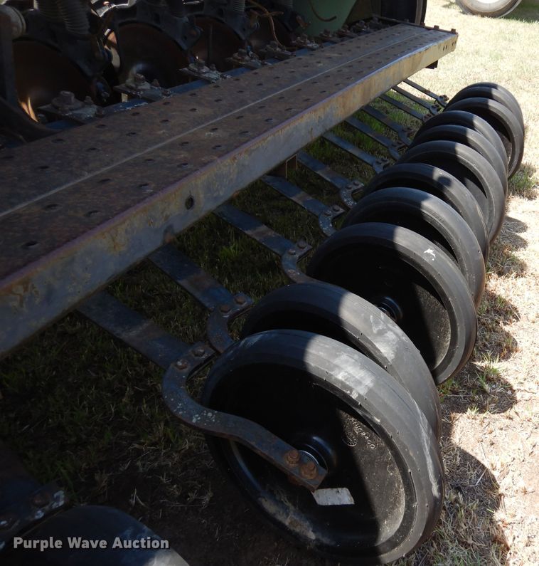 image for item JR9588 John Deere 8350  grain drill