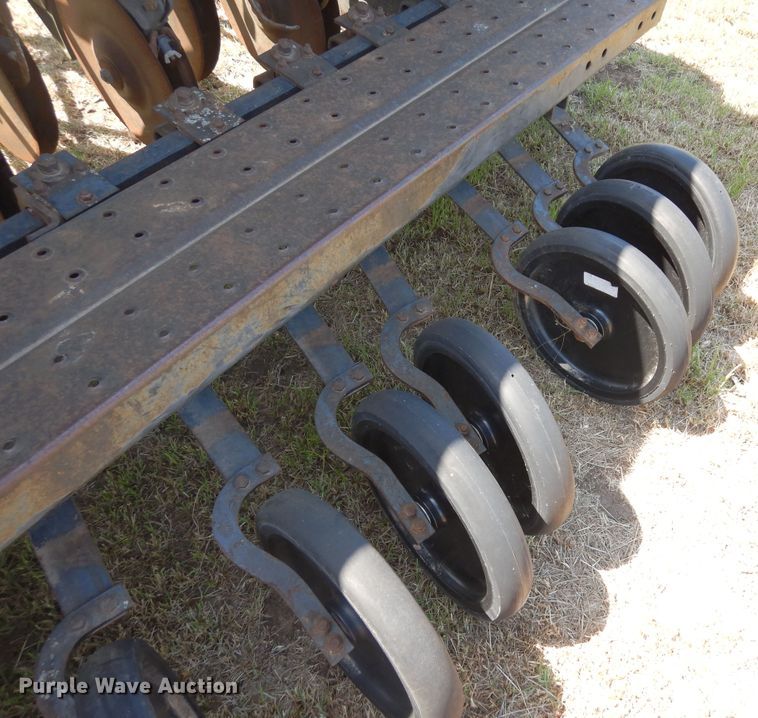 image for item JR9588 John Deere 8350  grain drill