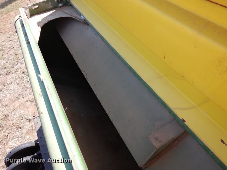 image for item JR9588 John Deere 8350  grain drill