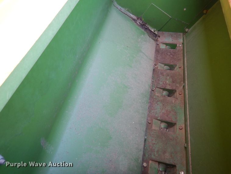 image for item JR9588 John Deere 8350  grain drill