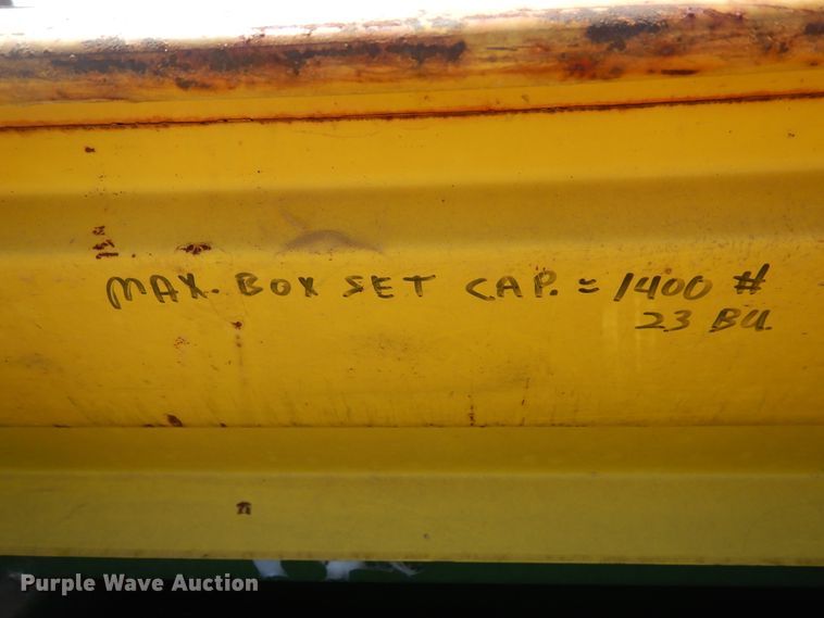 image for item JR9588 John Deere 8350  grain drill