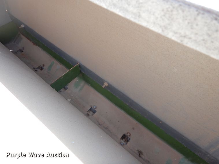 image for item JR9588 John Deere 8350  grain drill