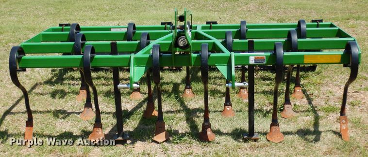 image for item JR9597 Unverferth Perfecta 12  field cultivator