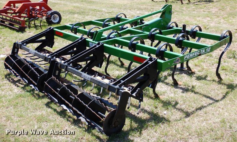 image for item JR9597 Unverferth Perfecta 12  field cultivator
