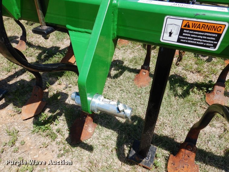 image for item JR9597 Unverferth Perfecta 12  field cultivator