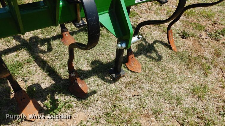 image for item JR9597 Unverferth Perfecta 12  field cultivator