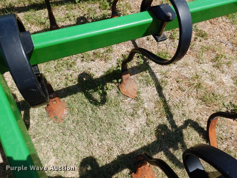 image for item JR9597 Unverferth Perfecta 12  field cultivator