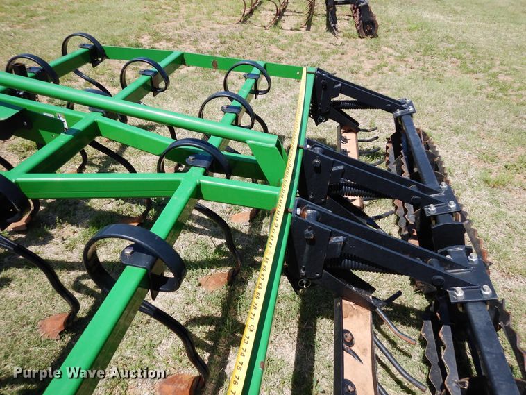 image for item JR9597 Unverferth Perfecta 12  field cultivator