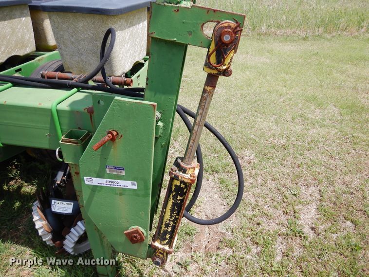 image for item JR9602 John Deere  no-till planter