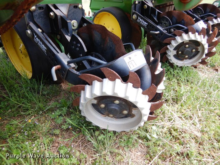 image for item JR9602 John Deere  no-till planter