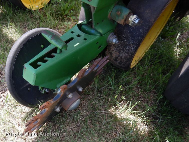 image for item JR9602 John Deere  no-till planter