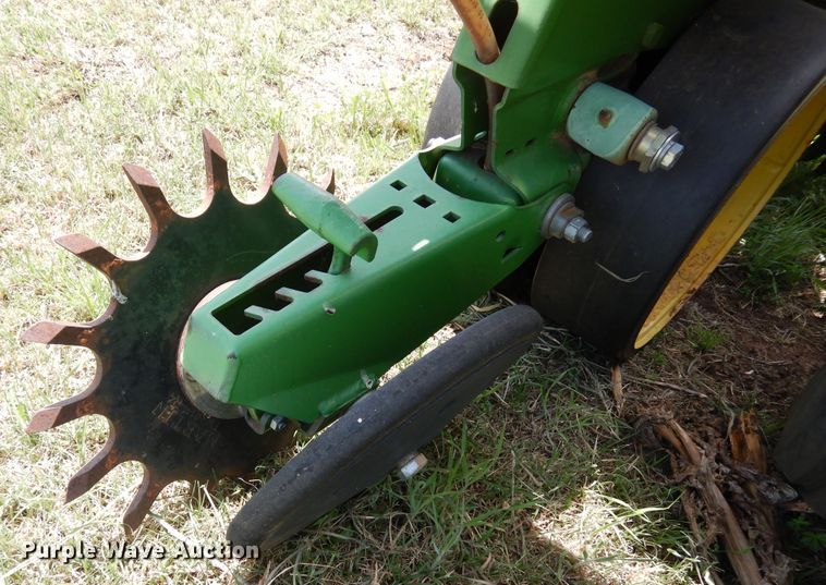 image for item JR9602 John Deere  no-till planter