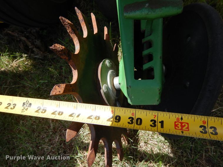image for item JR9602 John Deere  no-till planter