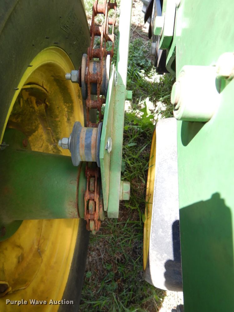 image for item JR9602 John Deere  no-till planter