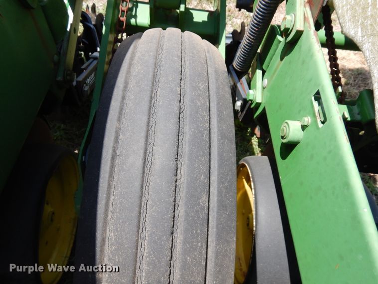 image for item JR9602 John Deere  no-till planter