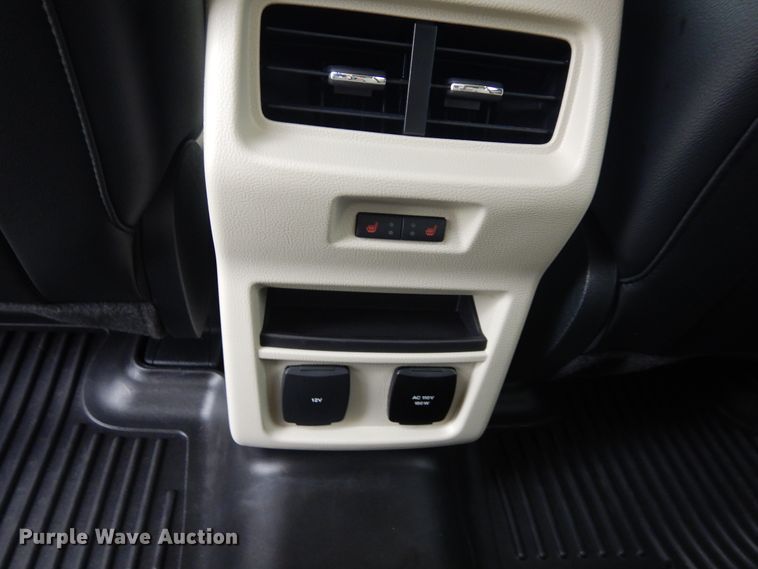 image for item KR9764 2020 Ford Edge Titanium  SUV