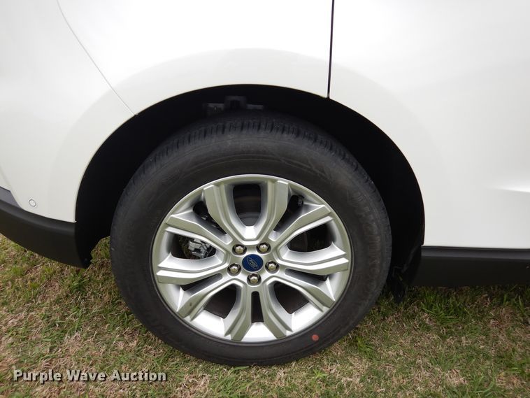 image for item KR9764 2020 Ford Edge Titanium  SUV