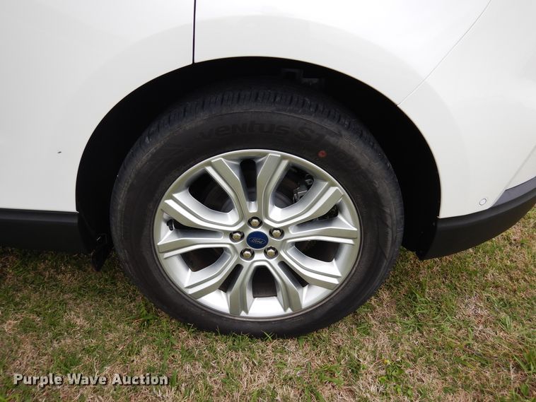 image for item KR9764 2020 Ford Edge Titanium  SUV