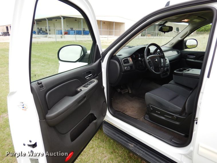 image for item KR9766 2009 Chevrolet Suburban  SUV