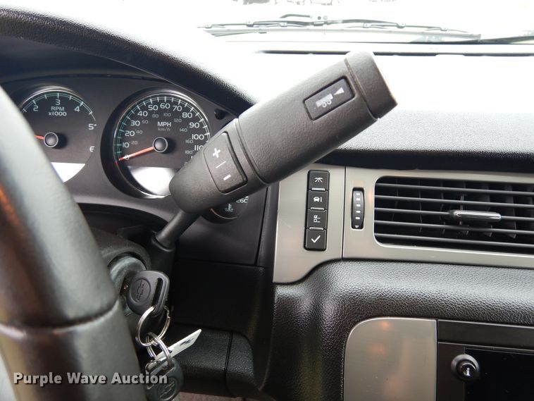 image for item KR9766 2009 Chevrolet Suburban  SUV