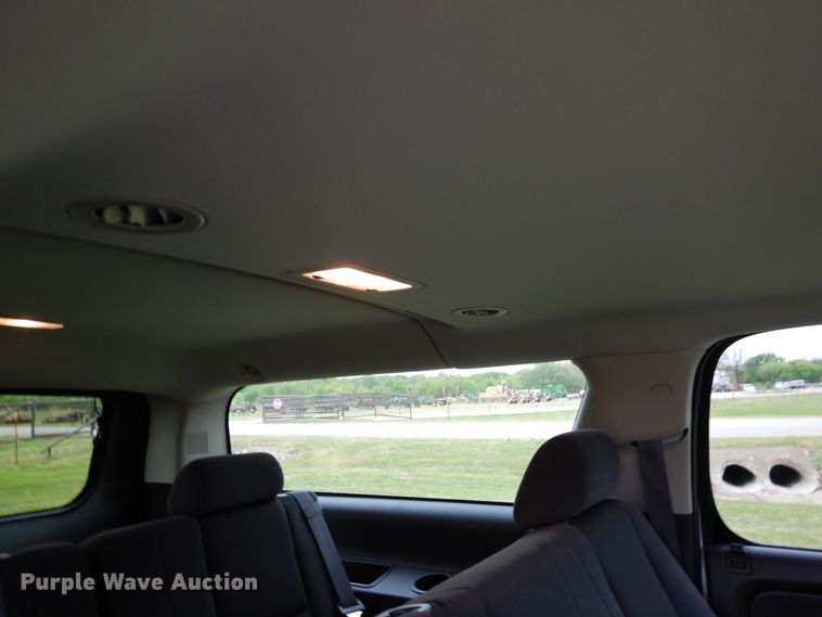 image for item KR9766 2009 Chevrolet Suburban  SUV