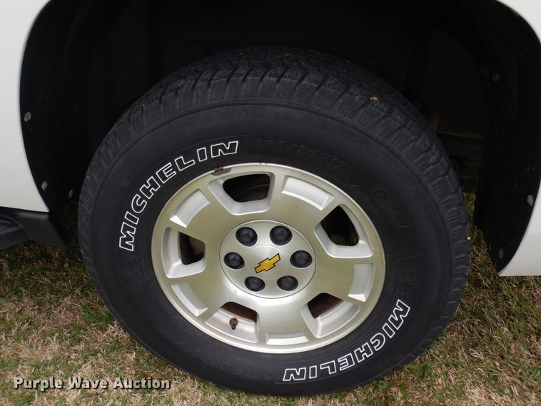 image for item KR9766 2009 Chevrolet Suburban  SUV