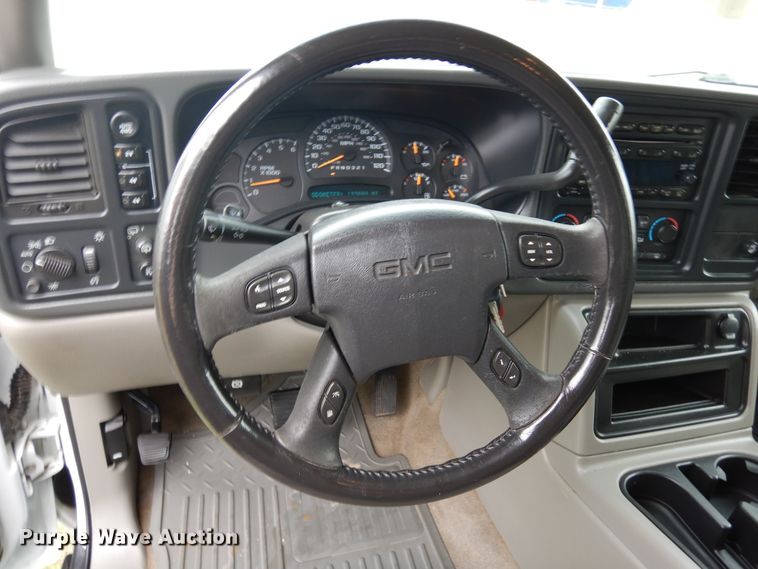 image for item KR9767 2006 GMC Yukon XL  SUV