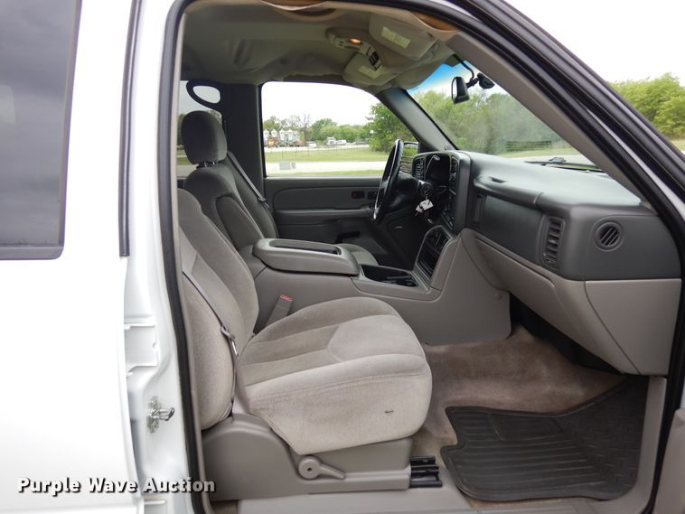 image for item KR9767 2006 GMC Yukon XL  SUV