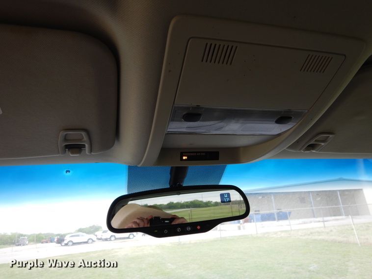 image for item KR9768 2007 Chevrolet Silverado 1500  Crew Cab pickup truck