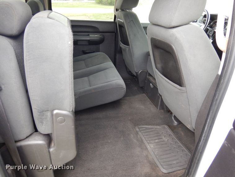 image for item KR9768 2007 Chevrolet Silverado 1500  Crew Cab pickup truck