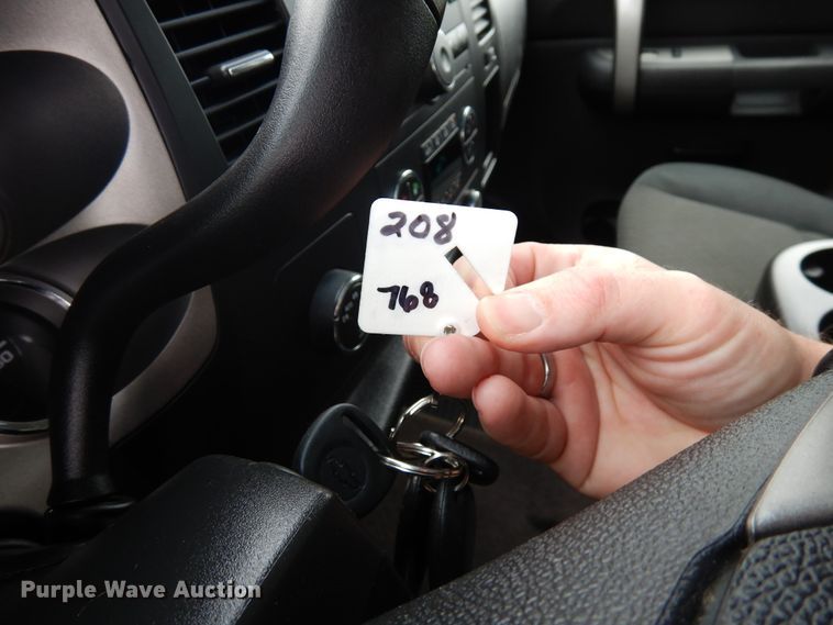 image for item KR9768 2007 Chevrolet Silverado 1500  Crew Cab pickup truck