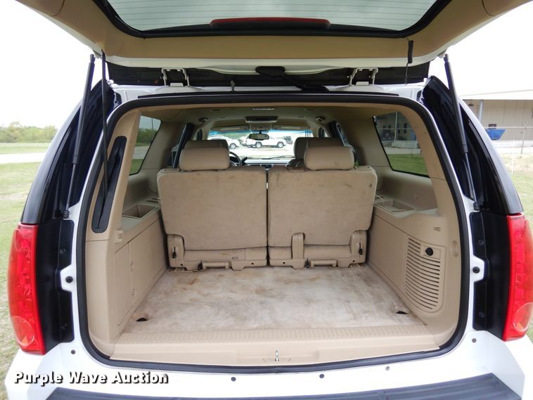 image for item KR9769 2008 GMC Yukon XL  SUV