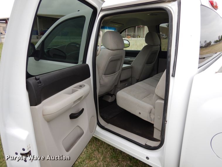 image for item KR9770 2007 Chevrolet Silverado 1500  Crew Cab pickup truck