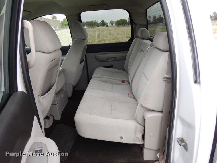 image for item KR9770 2007 Chevrolet Silverado 1500  Crew Cab pickup truck