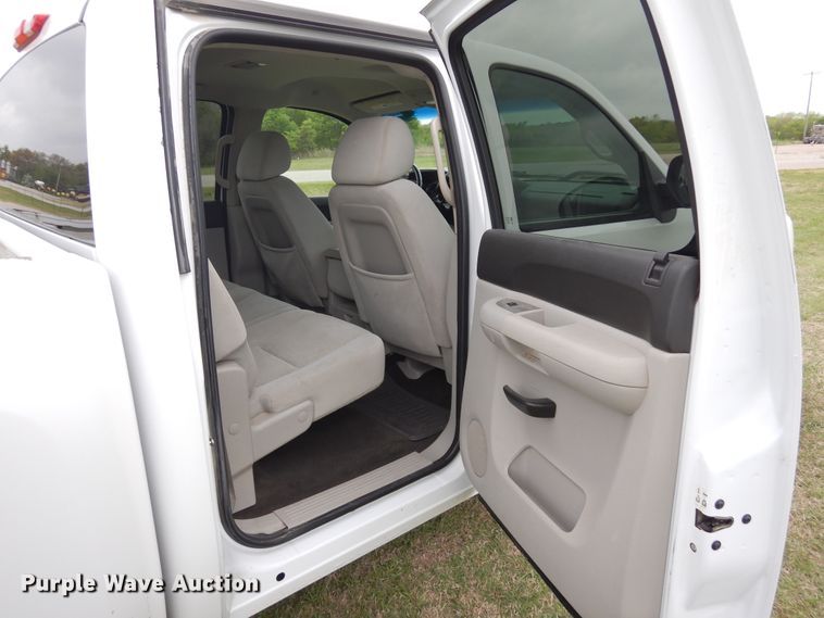 image for item KR9770 2007 Chevrolet Silverado 1500  Crew Cab pickup truck