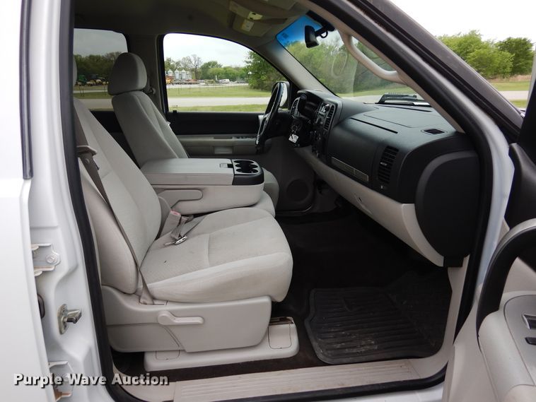 image for item KR9770 2007 Chevrolet Silverado 1500  Crew Cab pickup truck