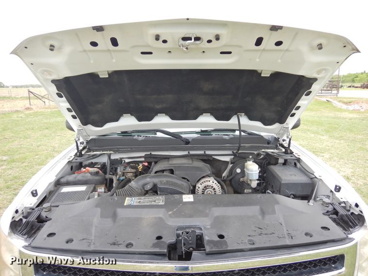 image for item KR9770 2007 Chevrolet Silverado 1500  Crew Cab pickup truck